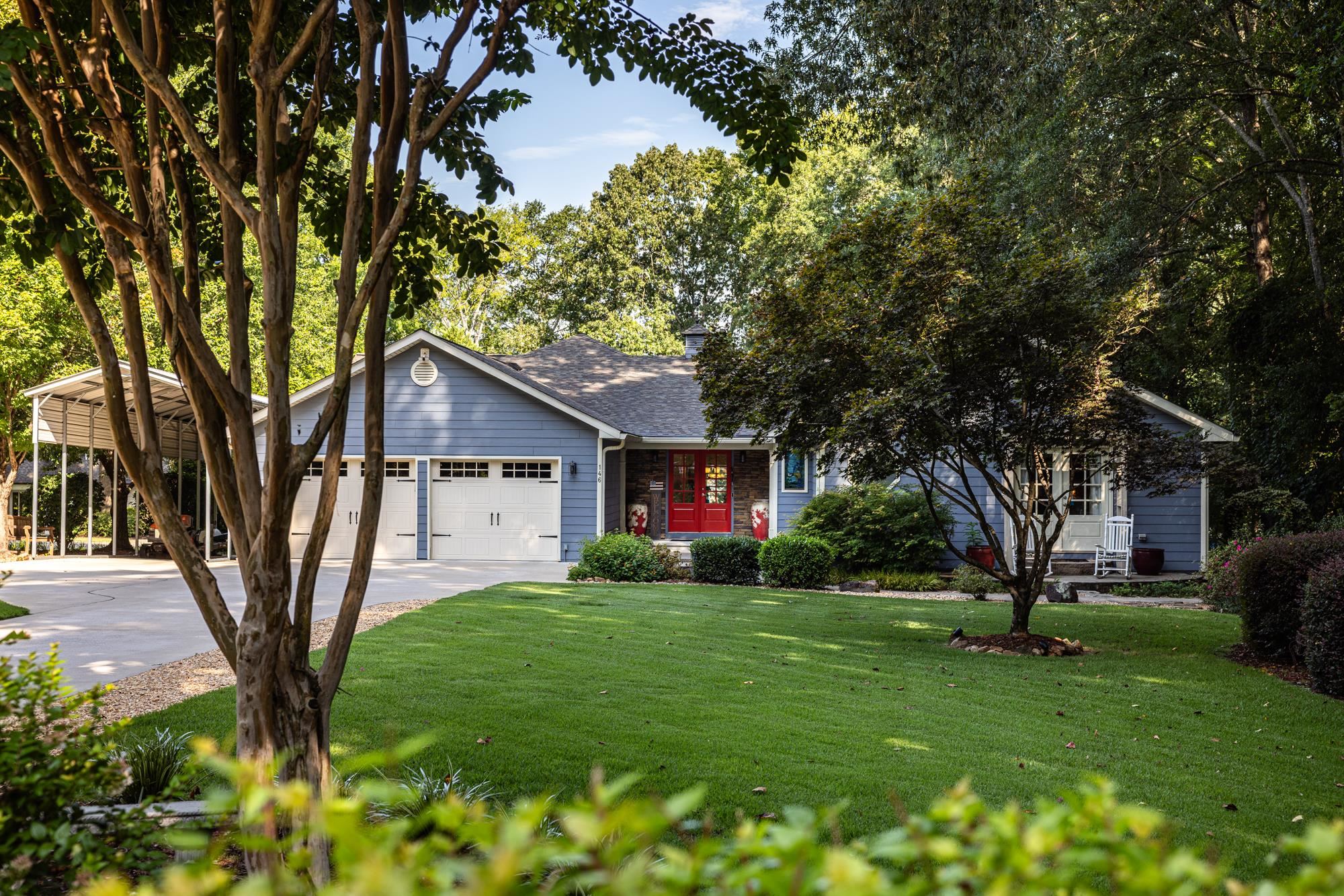 Jennifer Vaughan Realtor Lake Oconee, GA in Greensboro, GA (3)