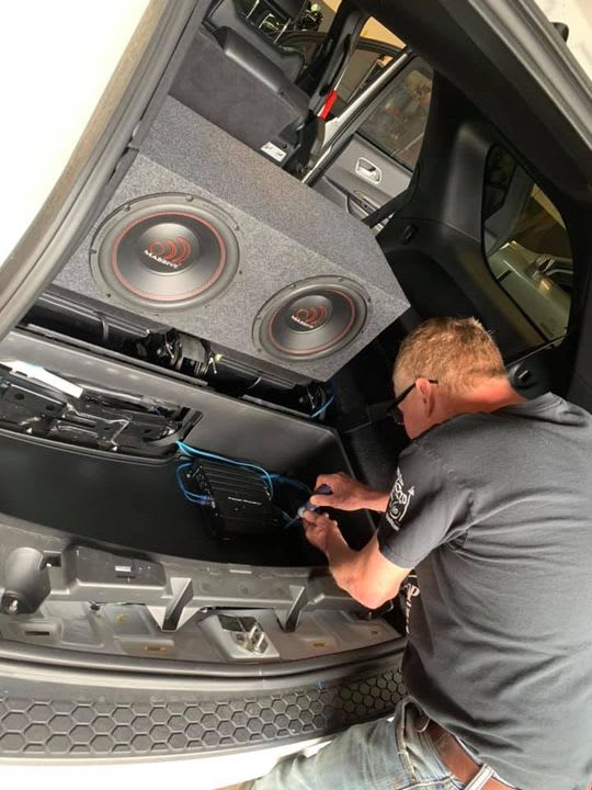 Midwest Electronics & Auto Detailing in Michigan City, IN (2)