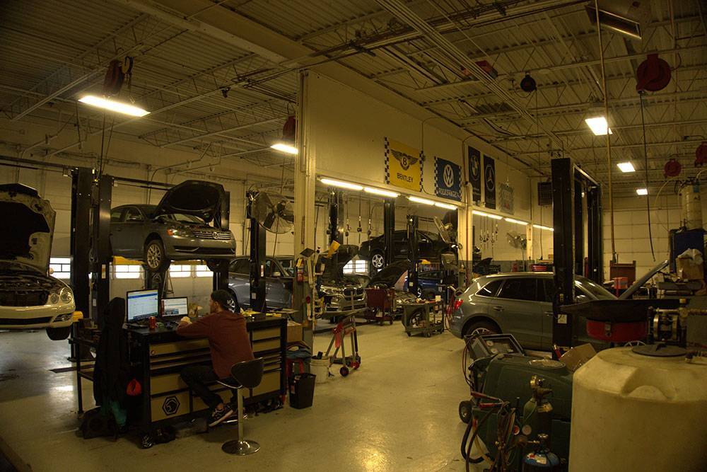 Motor City Euro Repair in Farmington, MI