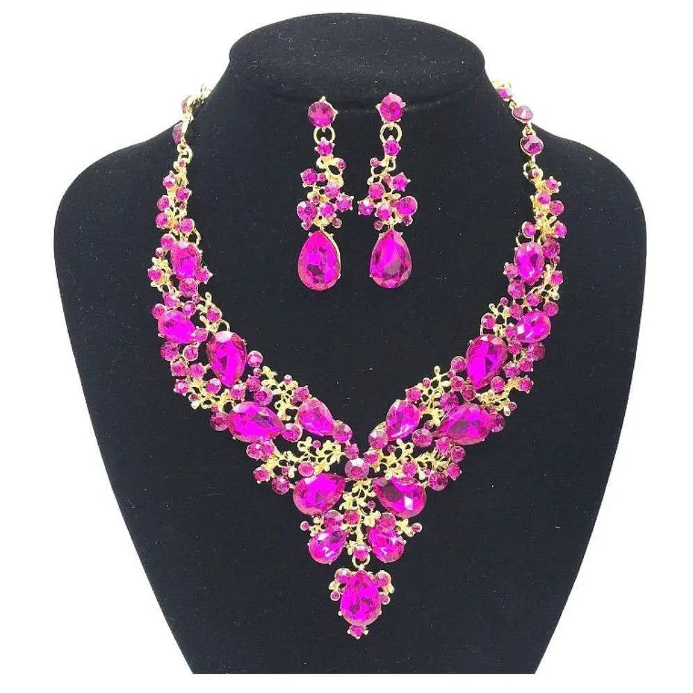 Divine Apparel & Cosmetics LLC in Windsor, MI (3)
