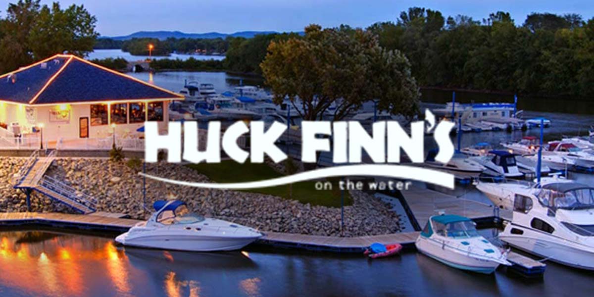 Huck Finn's On the Water in La Crosse, WI (4)
