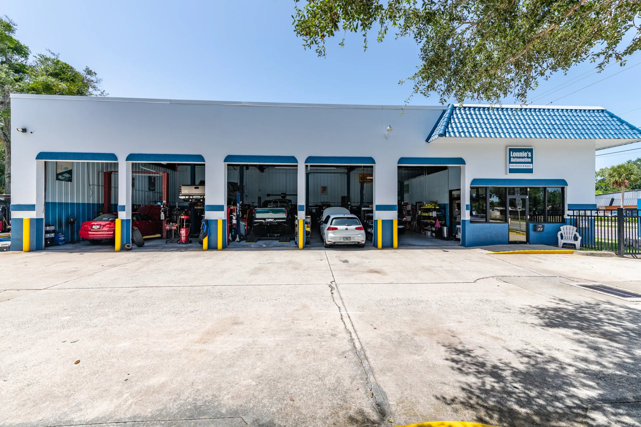 Lonnie’s Automotive in Ormond Beach, FL