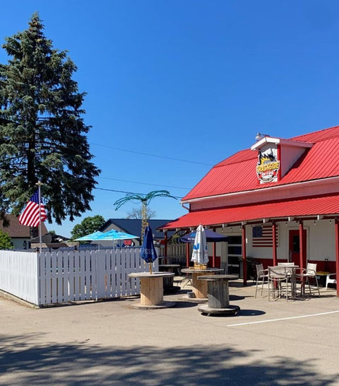 Trackside Bar and Grill in Peosta, IA (5)