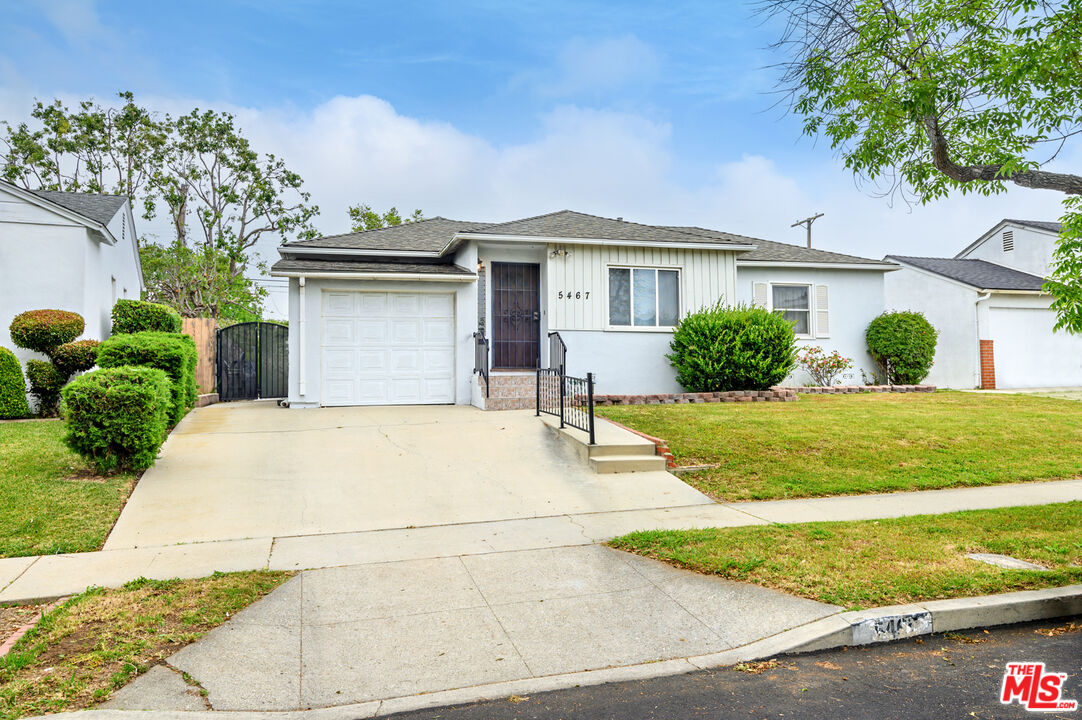 Deborah and Gulshen (DnG Is The Key) in El Segundo, CA