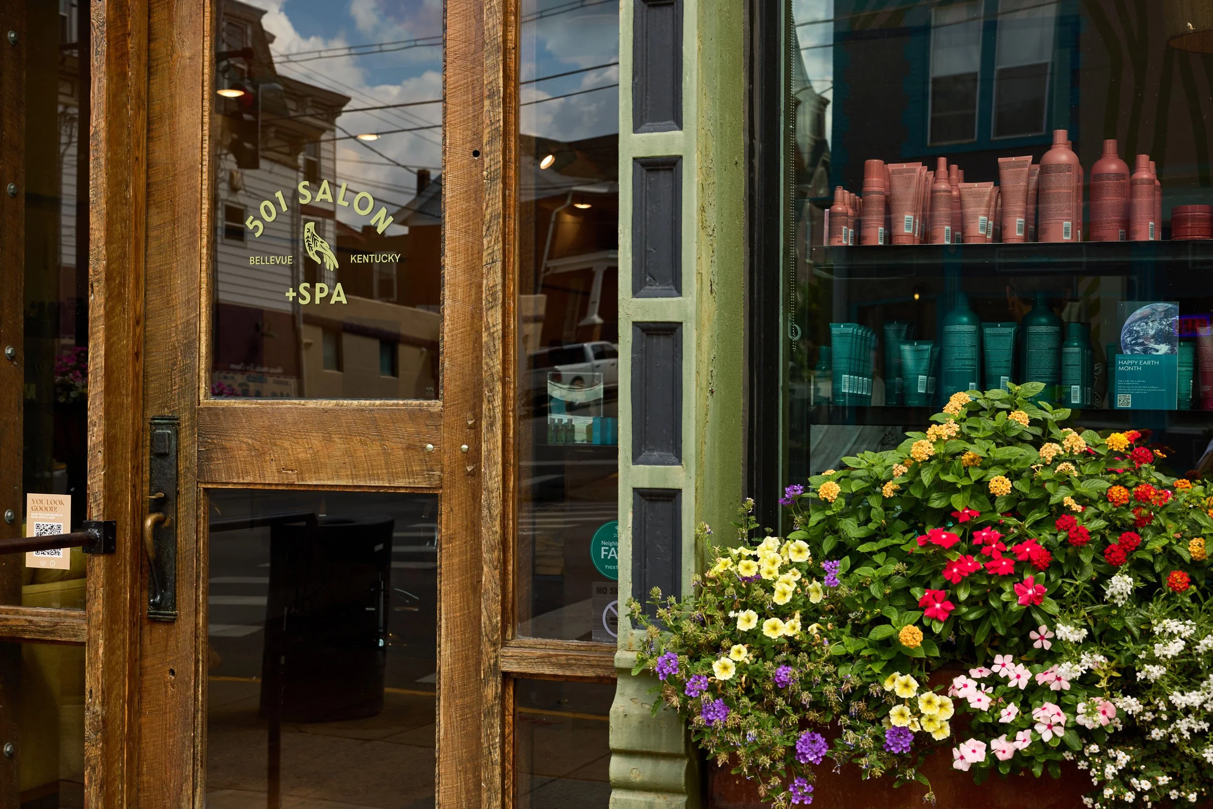 501 Salon + Spa in Bellevue, KY