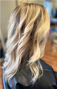 Ahh-Navrin Hair salon in McFarland, WI (3)