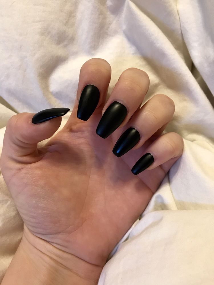 Glitter & Polish Nail Spa in Paoli, PA (6)