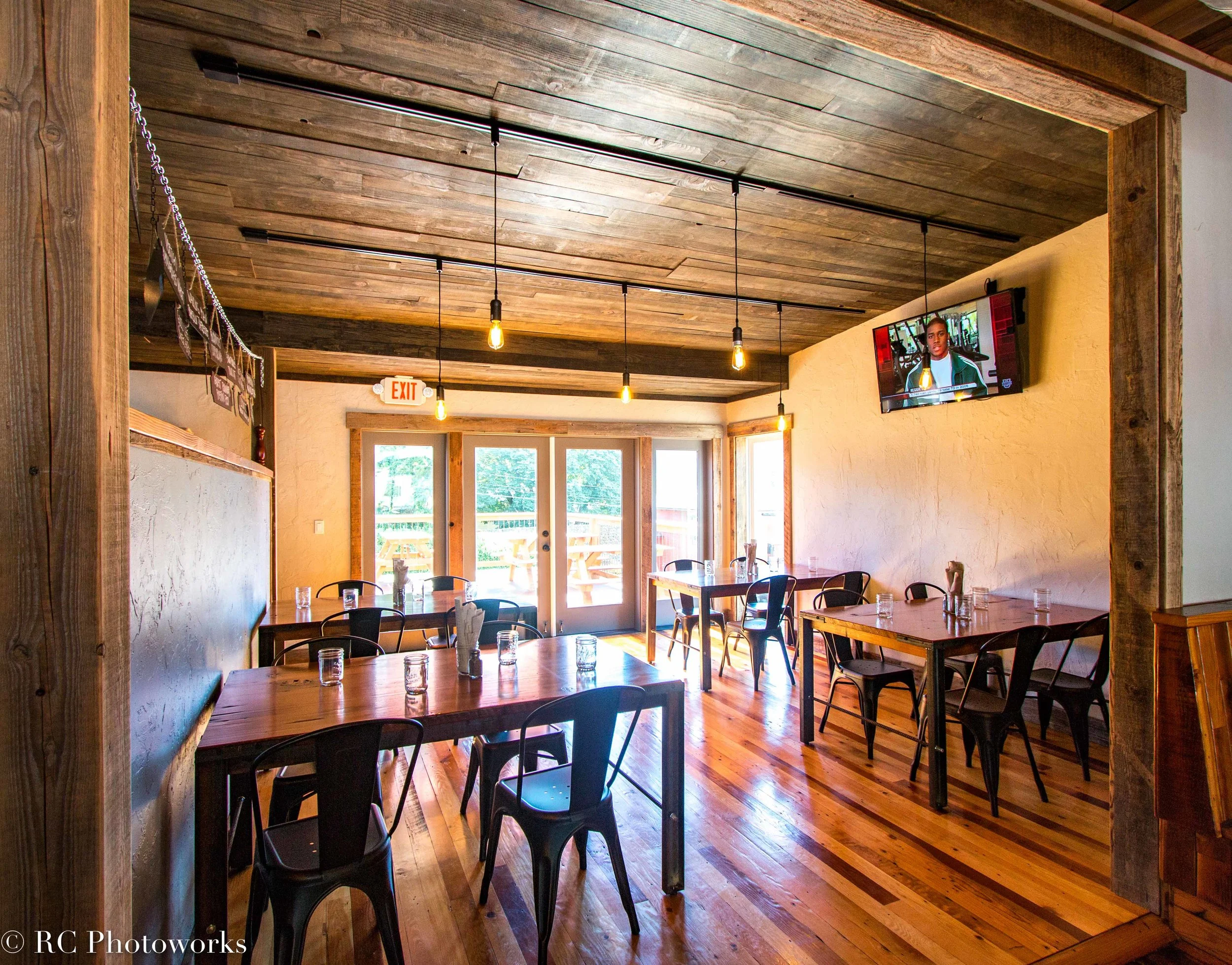 Red Bluff Tap House in Stevenson, WA