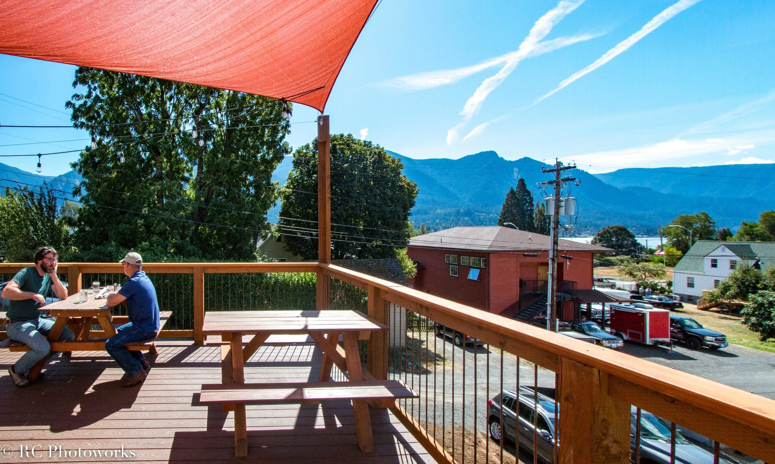 Red Bluff Tap House in Stevenson, WA (4)
