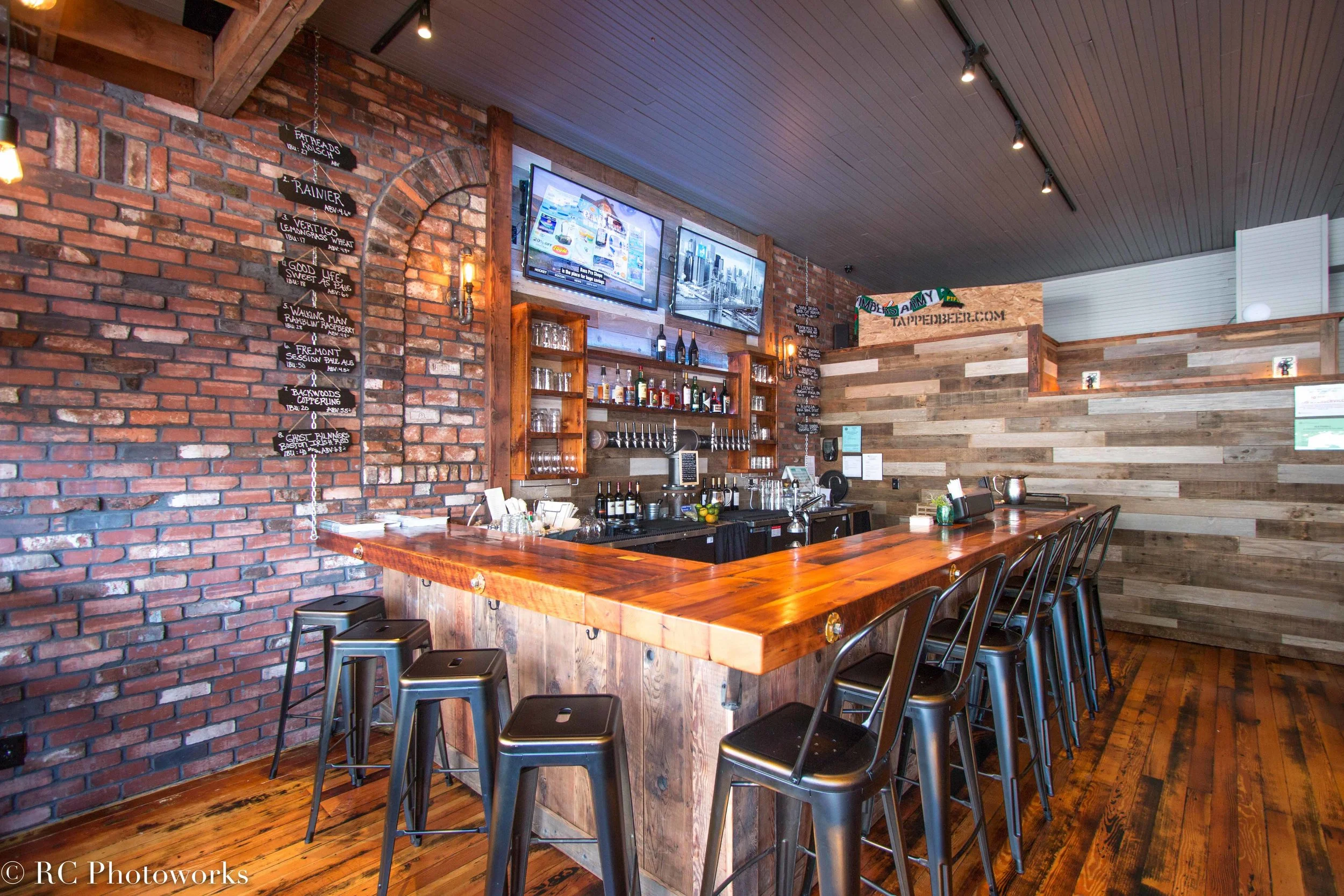 Red Bluff Tap House in Stevenson, WA (5)