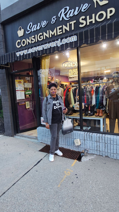 Save and Rave Consignment Shop in Bloomfield, NJ (6)