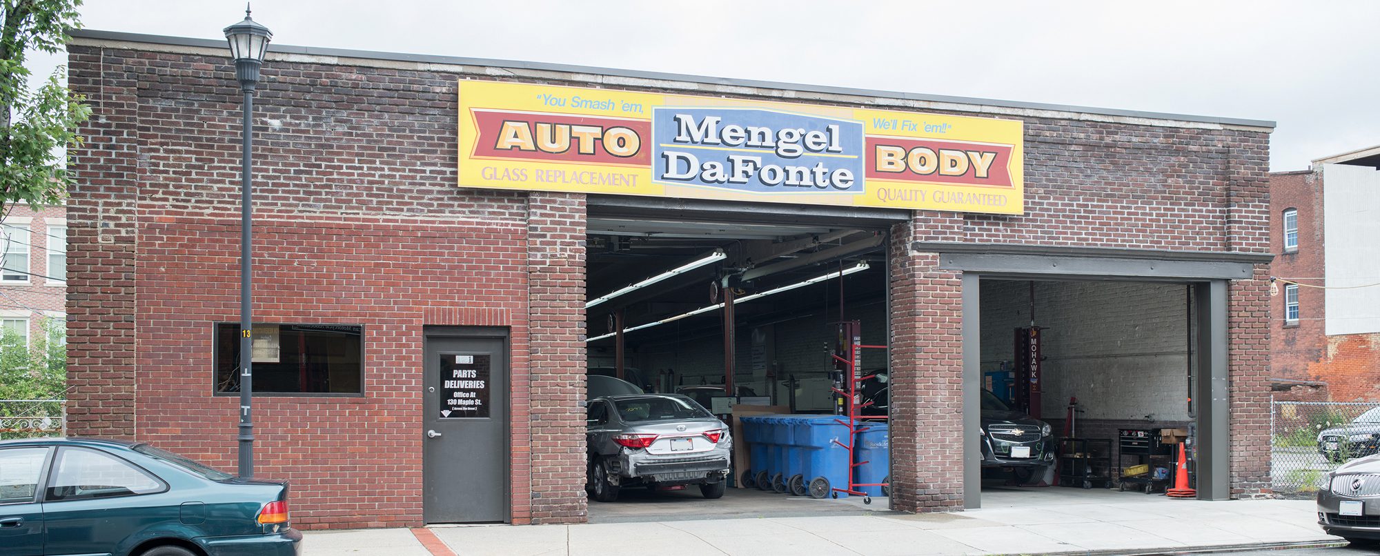 Mengel-DaFonte Auto Body Inc in Holyoke, MA (2)
