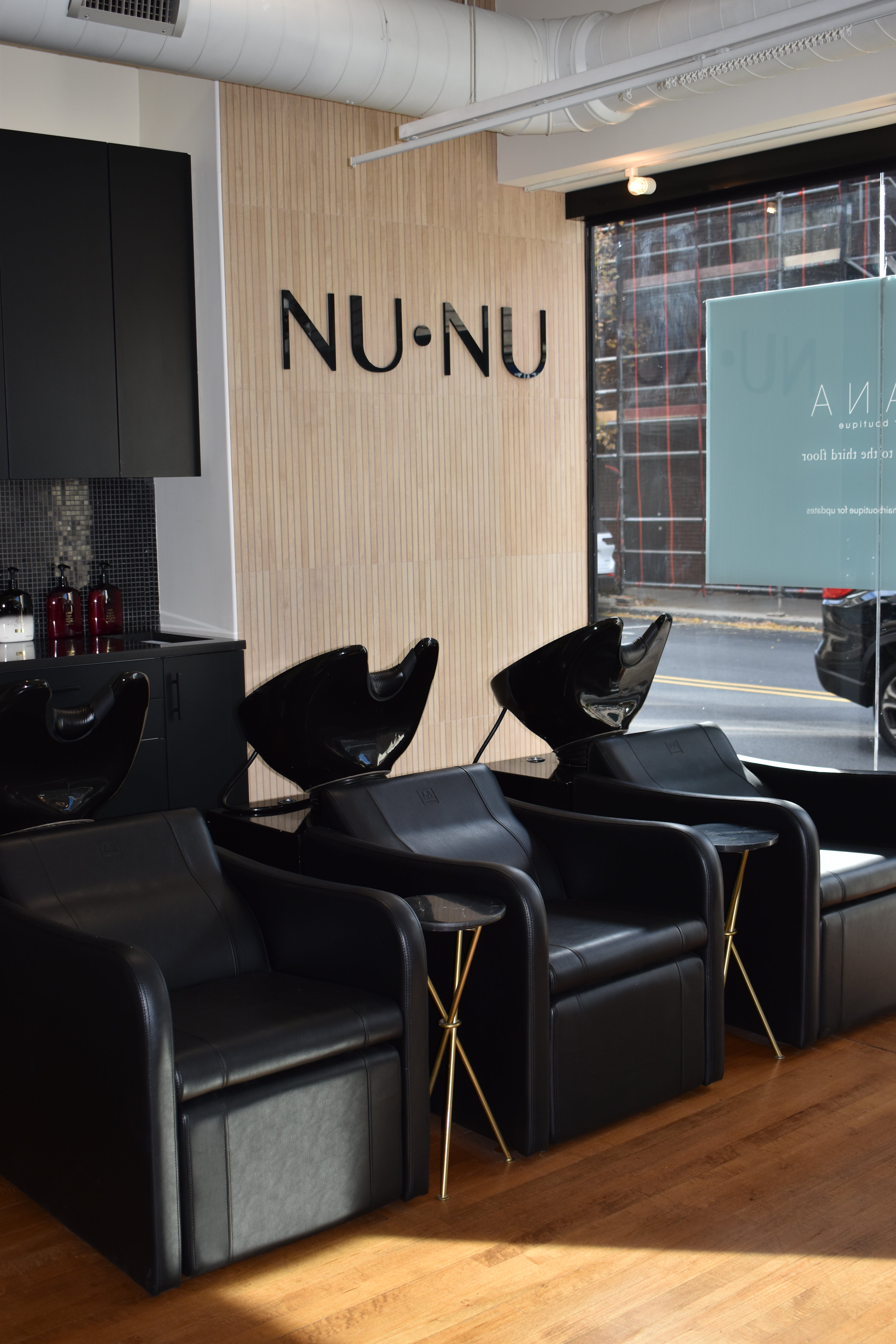 NU.NU hair extension bar + boutique in Summit, NJ (2)