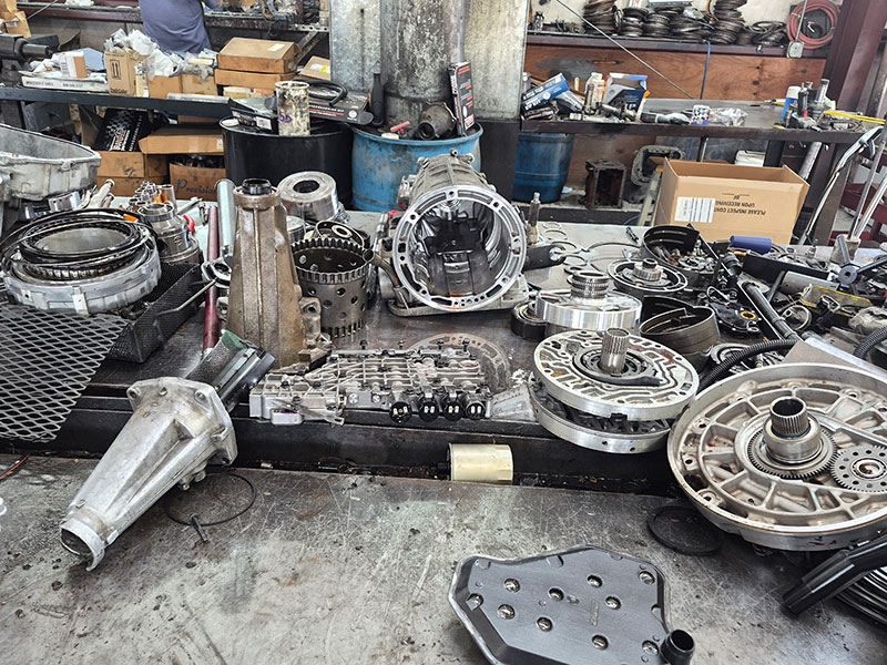 Hellyer Transmission & Automotive in Deer Park, TX