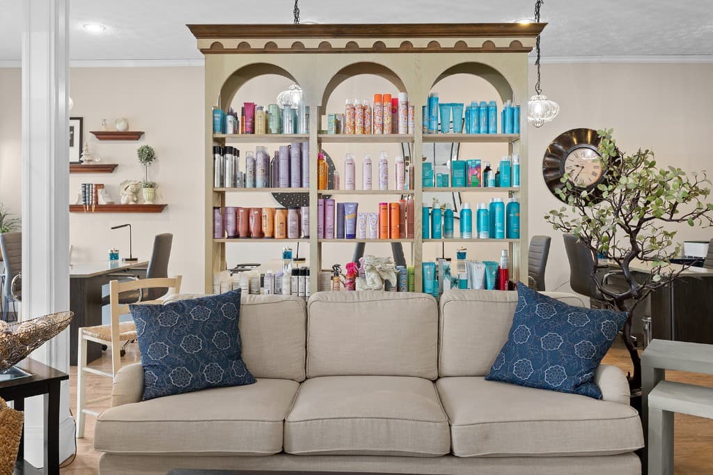 Love’s Hair Etc. & Spa in Lafayette, IN