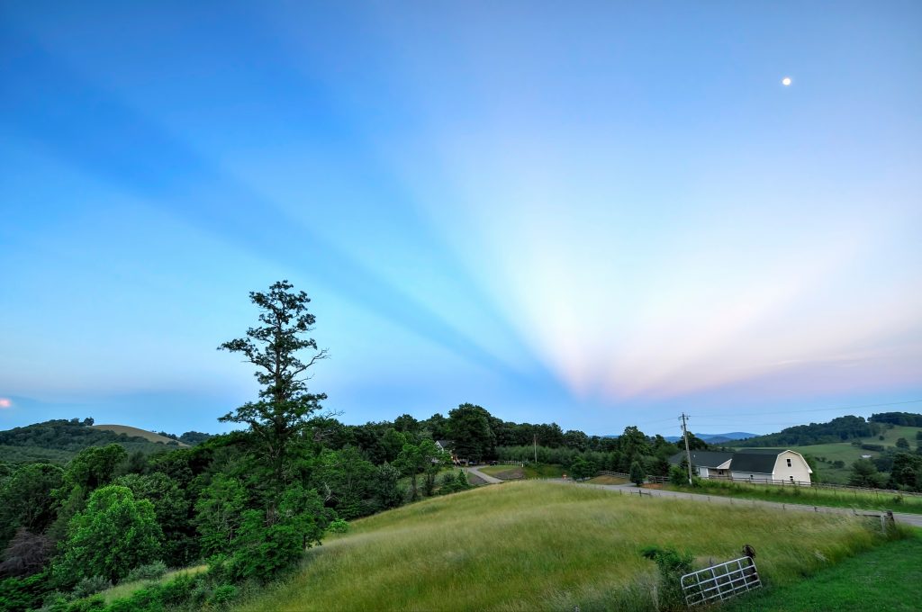 Carolina Mountain Properties & Rentals in West Jefferson, NC (4)