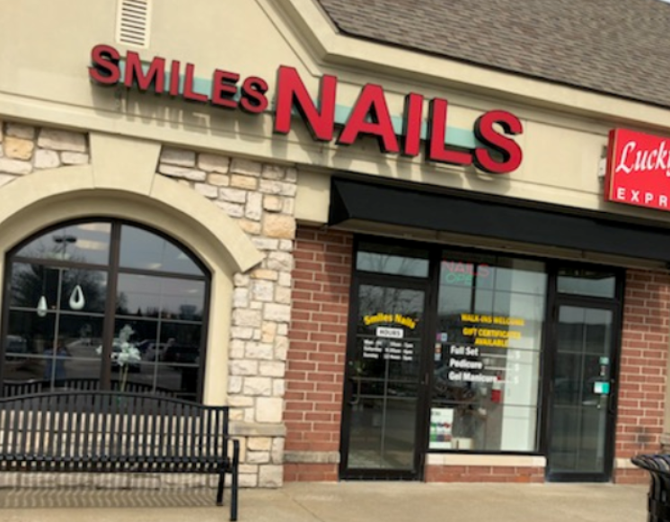 Smiles Nails in North Canton, OH (2)
