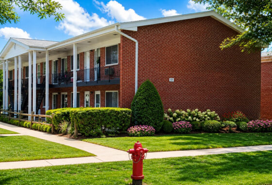 Infiniti Properties -Real Estate in Homewood, IL (2)