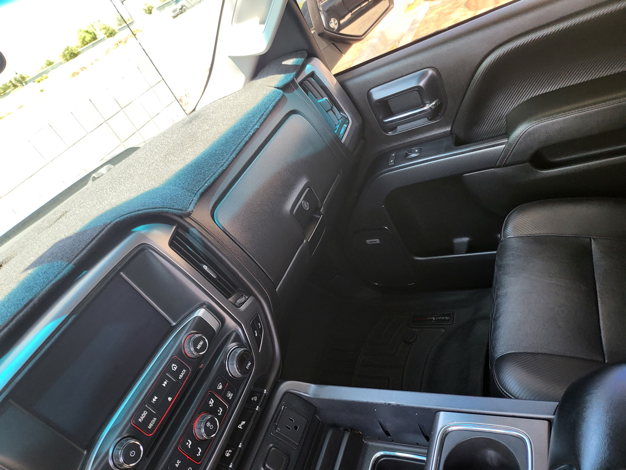 Desert Diamond Auto Detailing in Glendale, AZ
