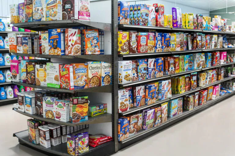Da Ess-Sach Blatz (The Food Place) Discount Grocery in Bonduel, WI (2)