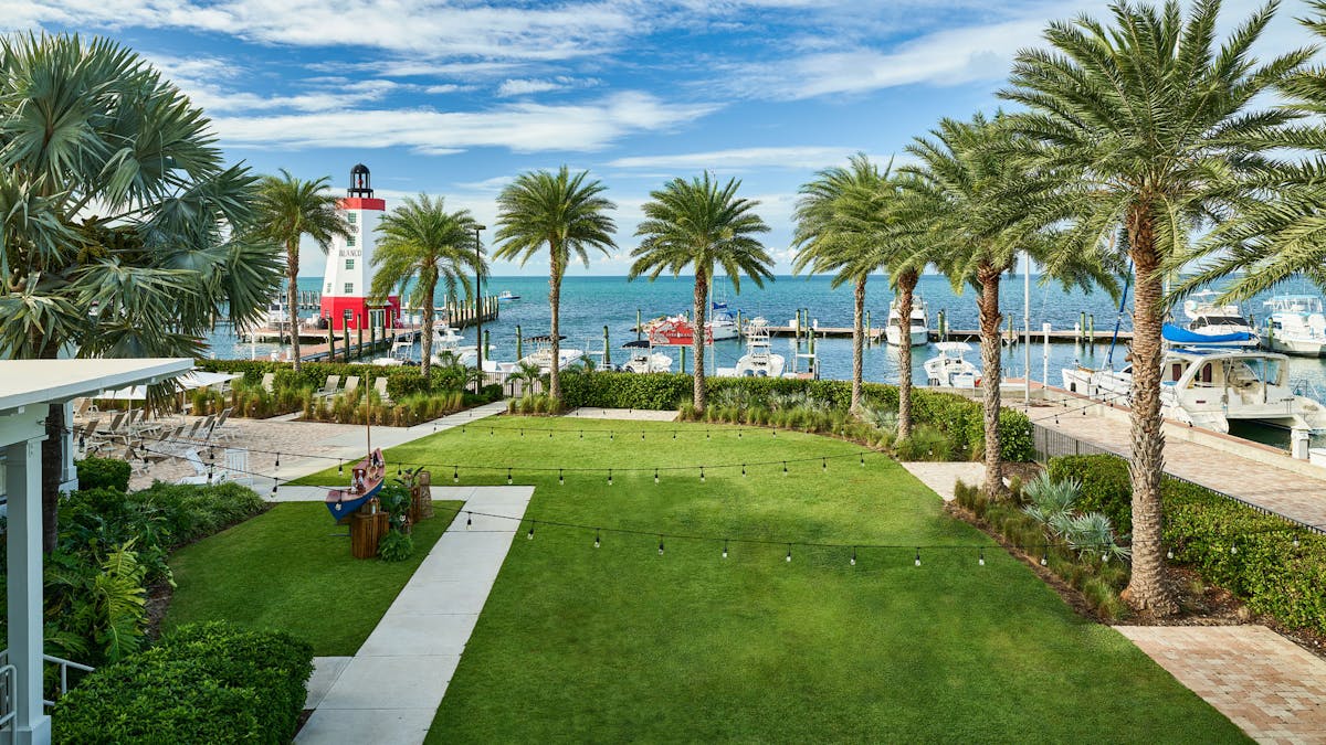 Lighthouse Kitchen + Bar in Marathon, FL