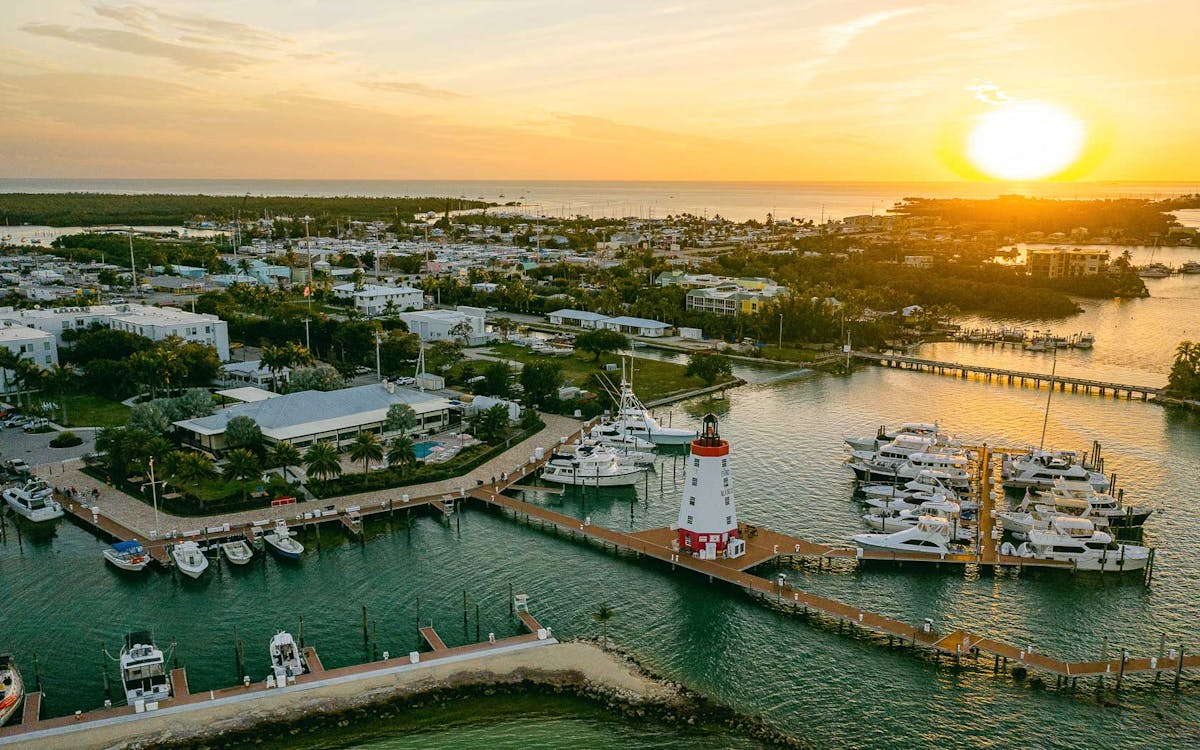 Lighthouse Kitchen + Bar in Marathon, FL (2)