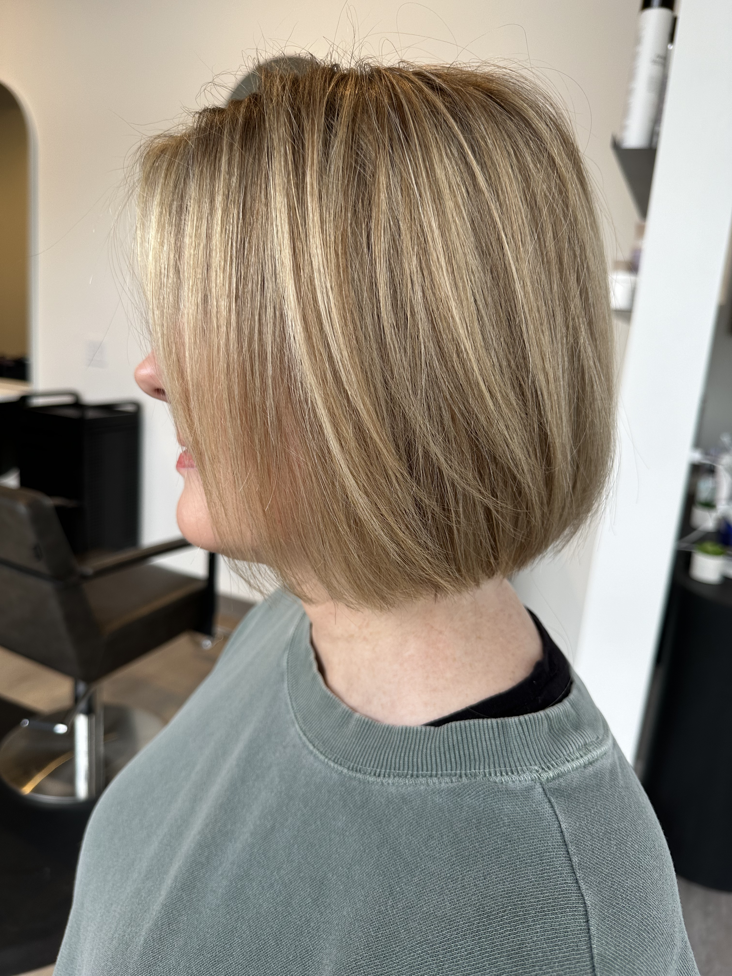 Grand Noir Salon in Verona, WI (2)