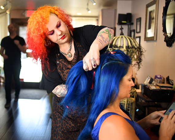 Hairetics Salon in San Francisco, CA (3)