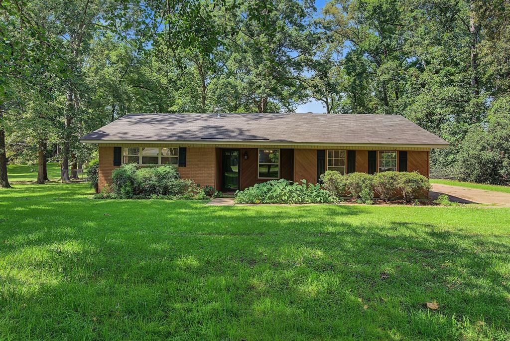 Pelican Realty Advisors in Shreveport, LA