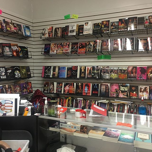 Kareemah's Urban Books in Philadelphia, PA (3)