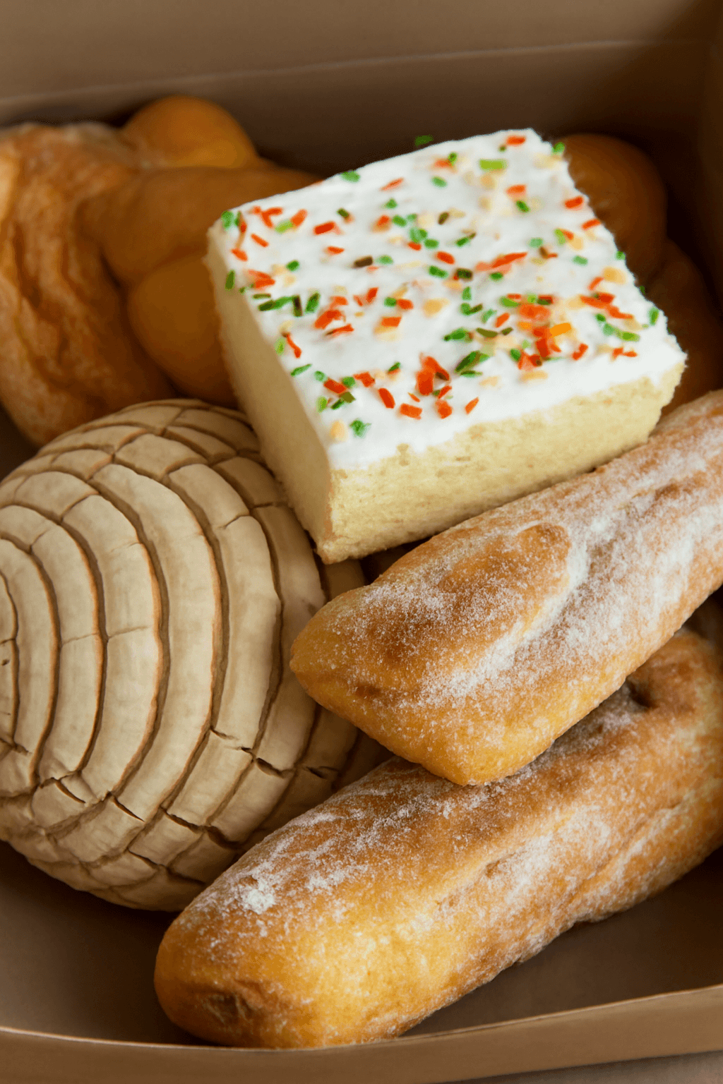 Oralia's Bakery in Oxnard, CA (2)