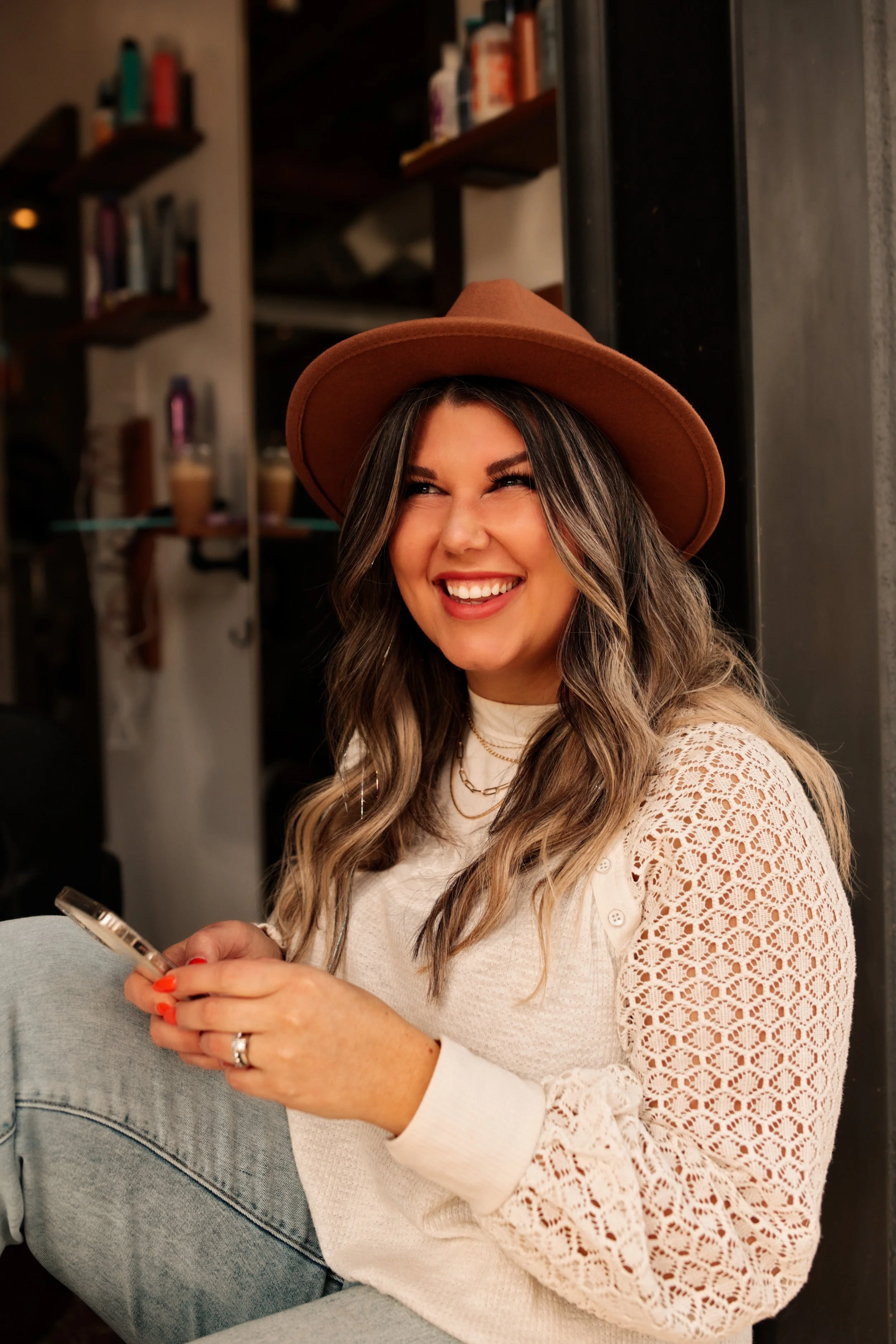 Modele Salon in Oregon City, OR (3)