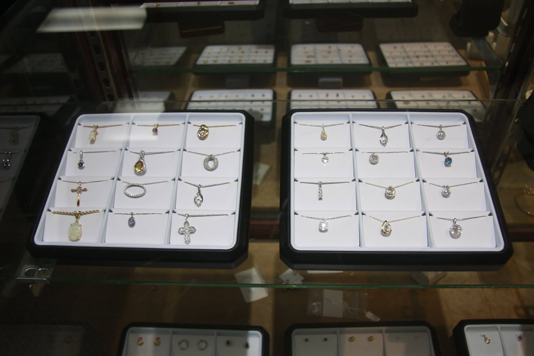 Hedine Jewelry Store in Alexandria, MN (5)