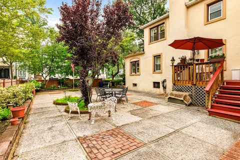 Caterina Peters Realtor - New York City and New Jersey Real Estate Agent in Brooklyn, NY (5)