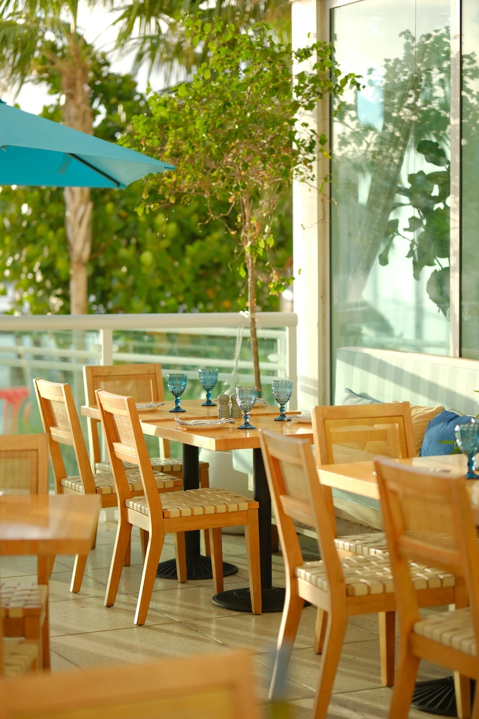 Mykonos Kitchen and Bar in Sunny Isles Beach, FL (5)