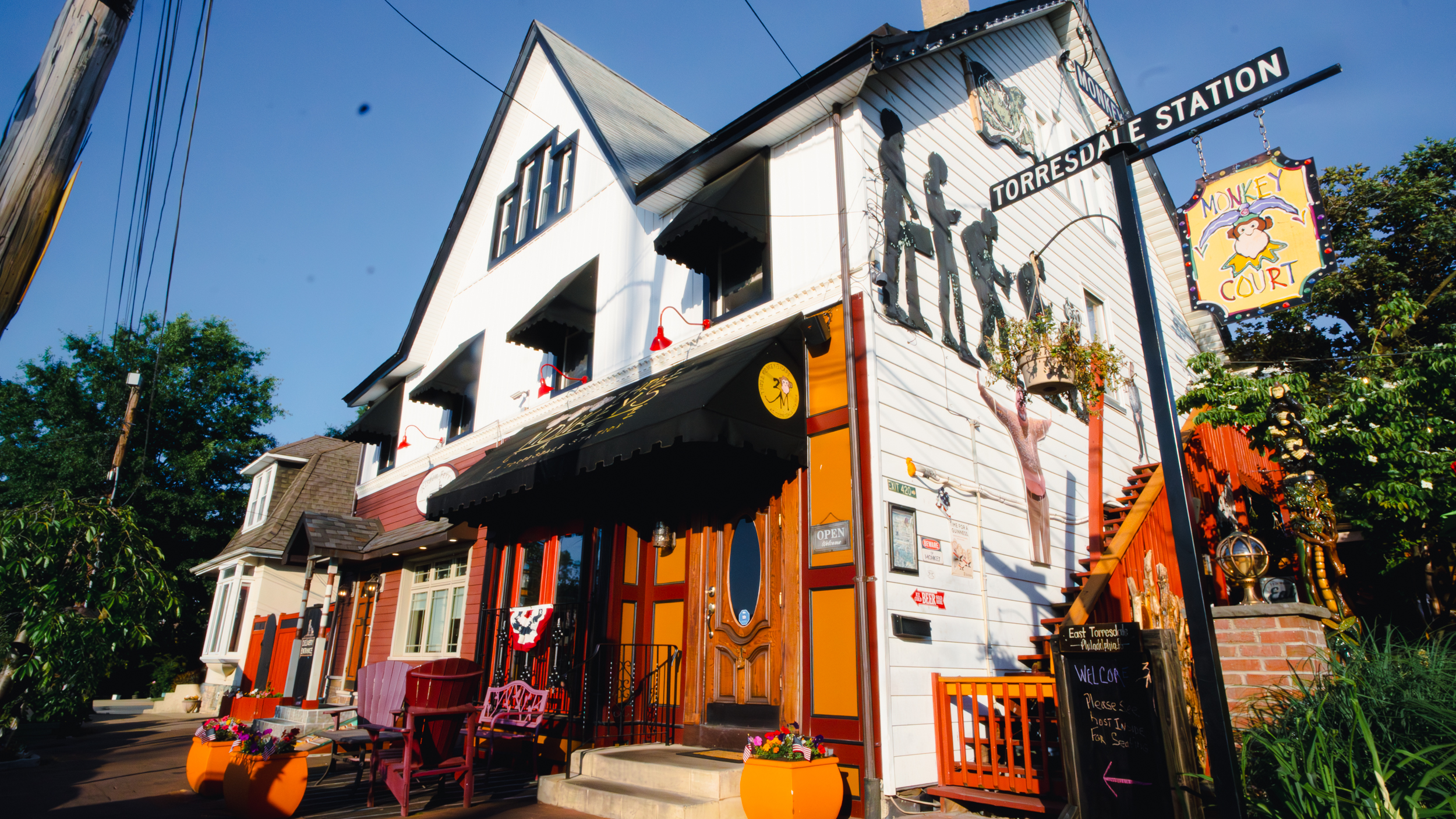 Three Monkeys Cafe in Philadelphia, PA (3)
