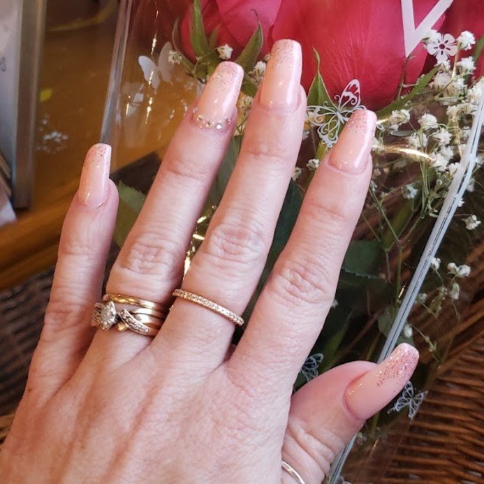 High 5 Nails in Sausalito, CA