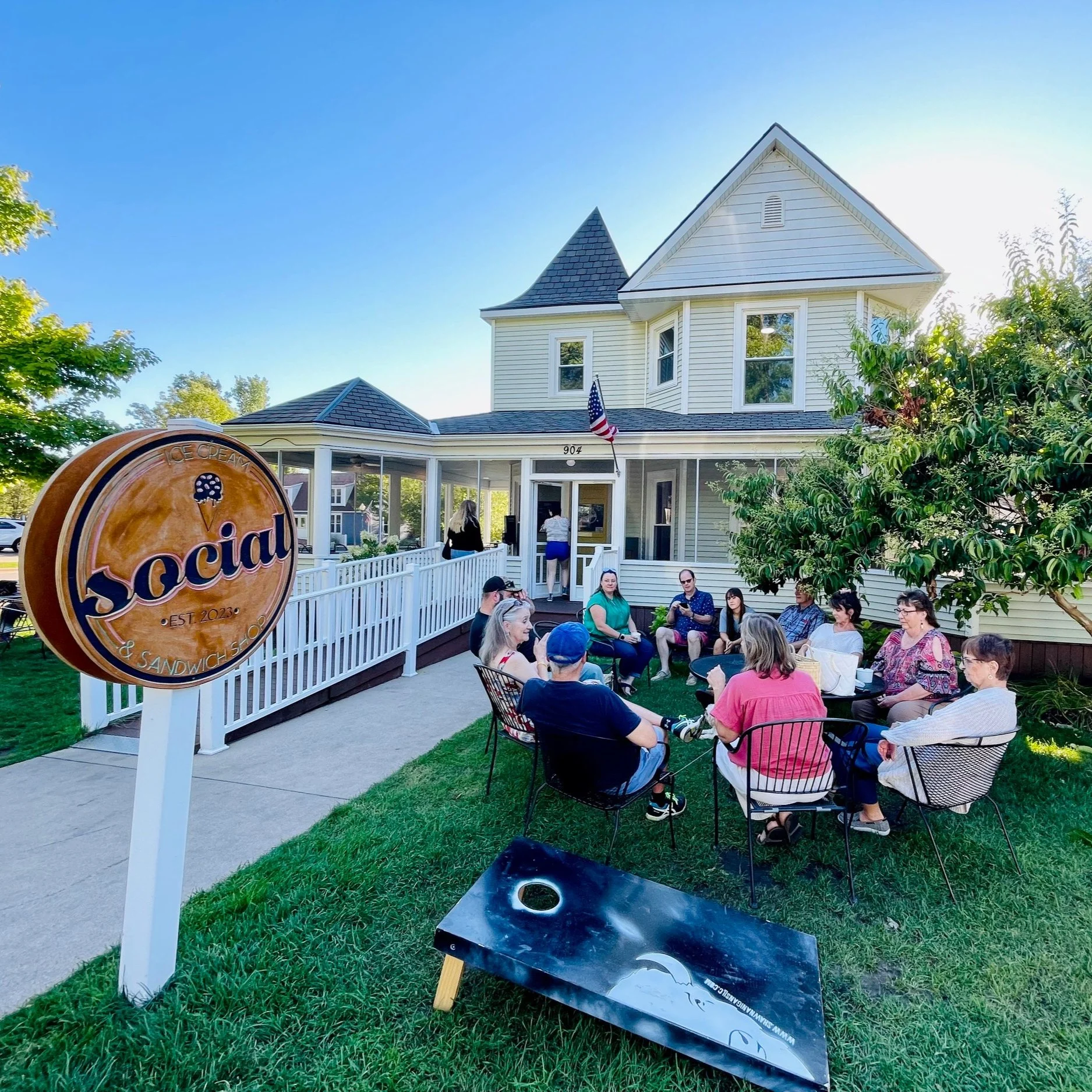 Social Ice Cream and Sandwich Shop in Winona Lake, IN (2)