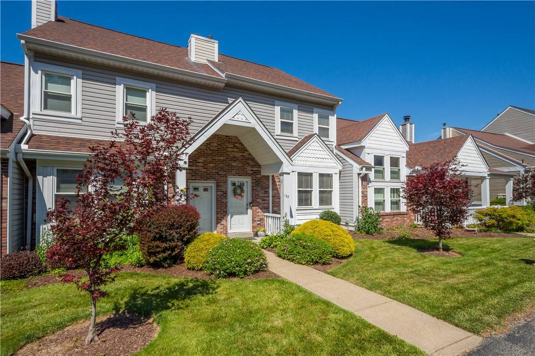 Jen Crouse REALTOR in Upper St Clair, PA (5)