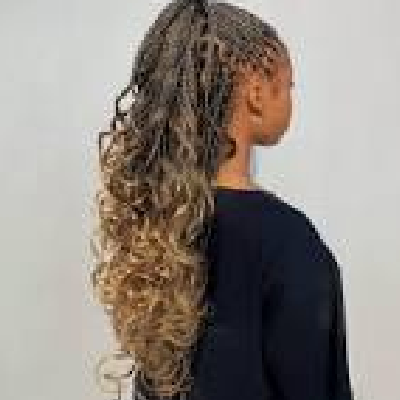 Helena Braiding & Barber Lounge in Houston, TX (5)
