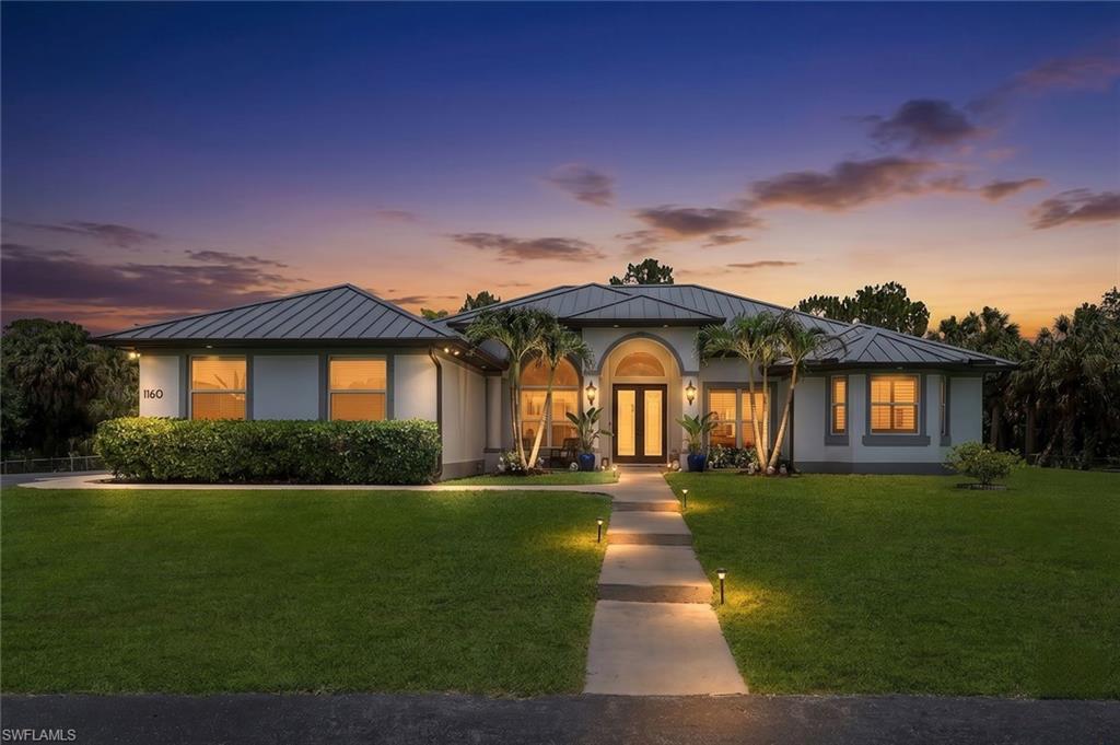 Naples Florida Real Estate | MDM | Dan and Marlene Suarez Jackson in Naples, FL (6)