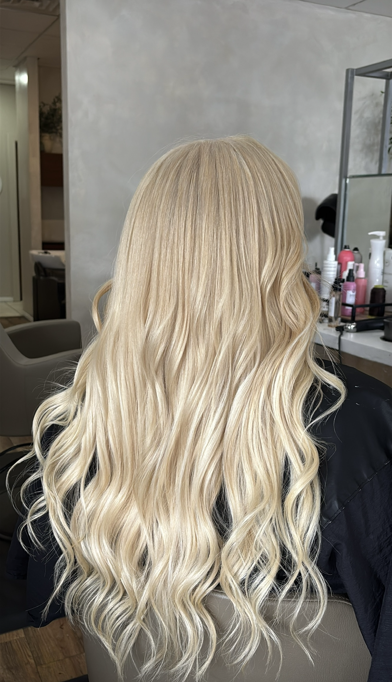 Pure Blowout & Color Bar in Encinitas, CA