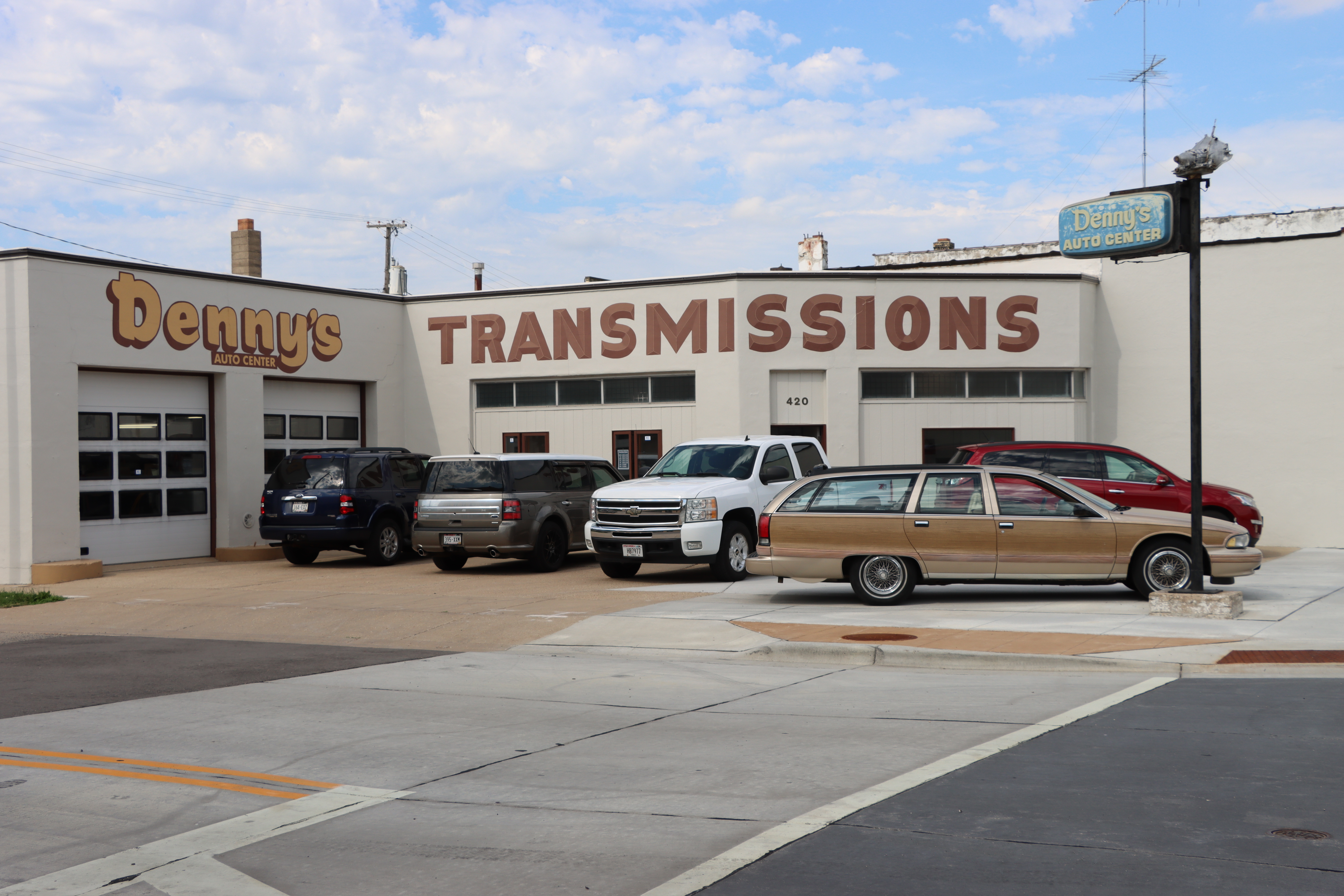 Denny's Auto Center LLC in Janesville, WI