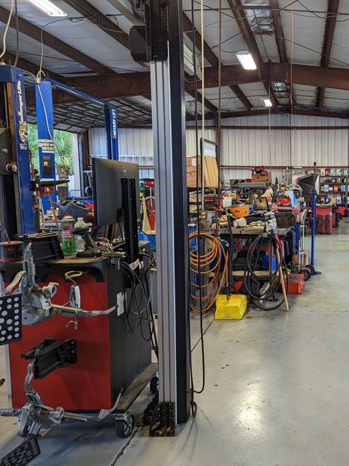 DUNEDIN GARAGE, INC. in Dunedin, FL (3)