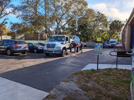 DUNEDIN GARAGE, INC. in Dunedin, FL (6)