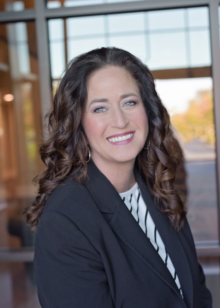 Amanda McDaniel, REALTOR - Coldwell Banker Heritage in Vandalia, OH