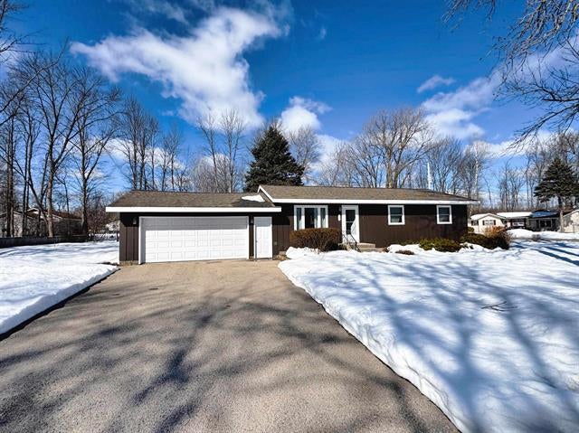 Carol, State Wide Real Estate in Marinette, WI (4)