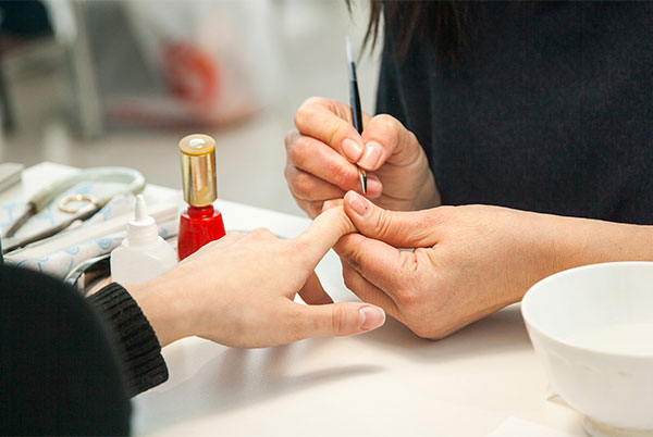 Pop-up nails and spa in Plainfield, IN (2)