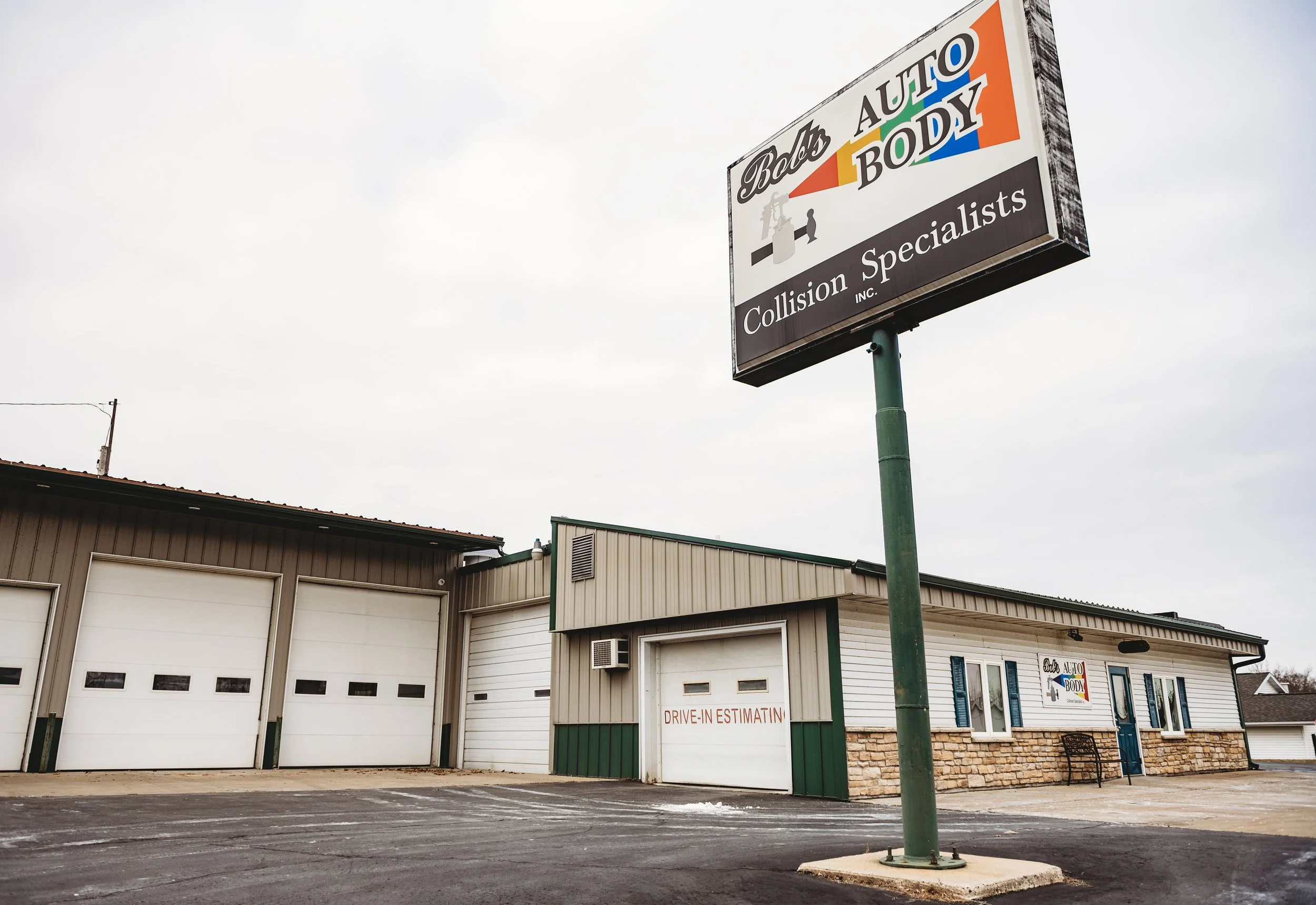 Bob's Auto Body Collision Specialists, INC. in Boscobel, WI (2)