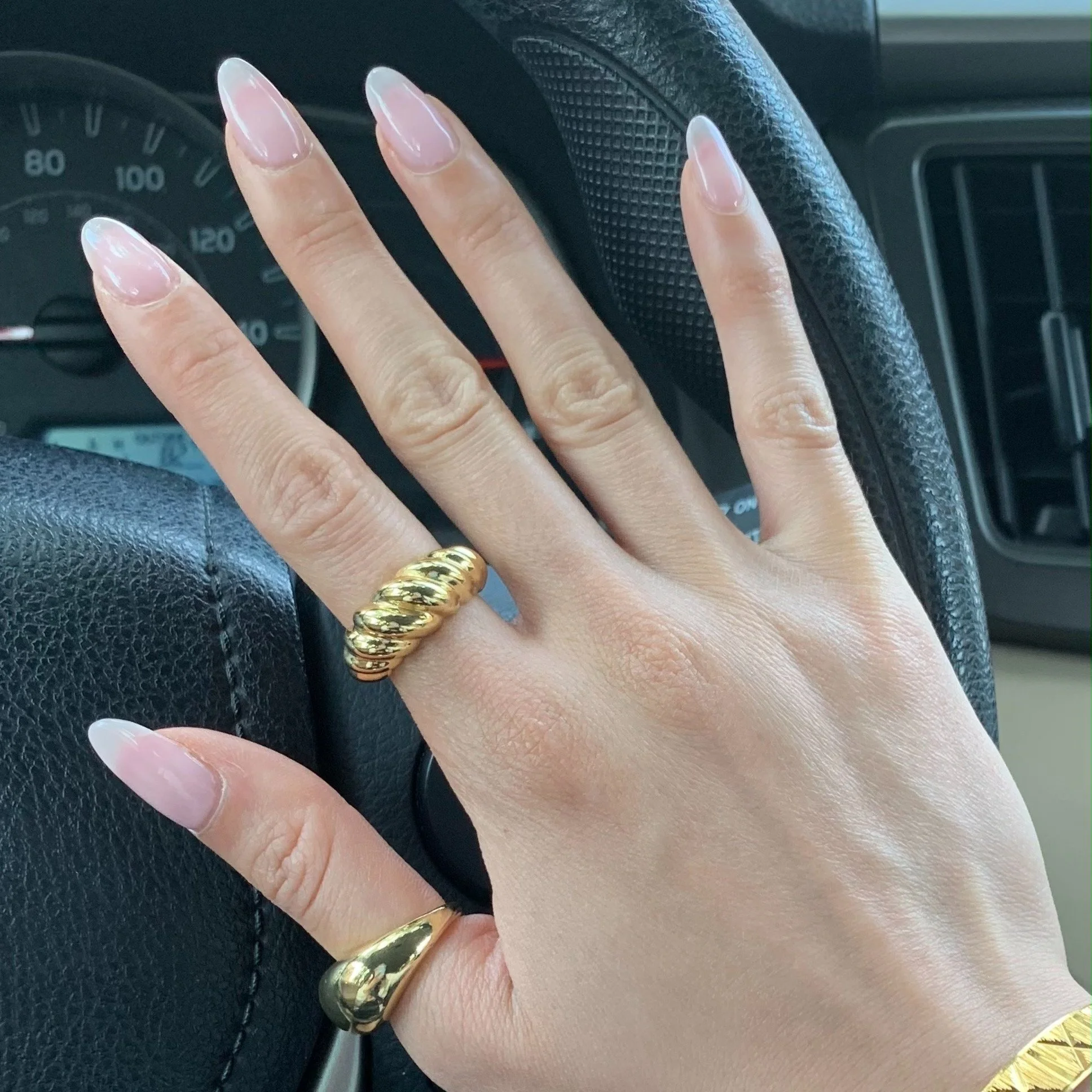 Sussex Nails in Sussex, WI (3)